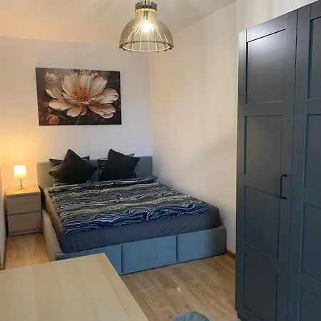 Powstańców Warszawy 4e #free Parking *